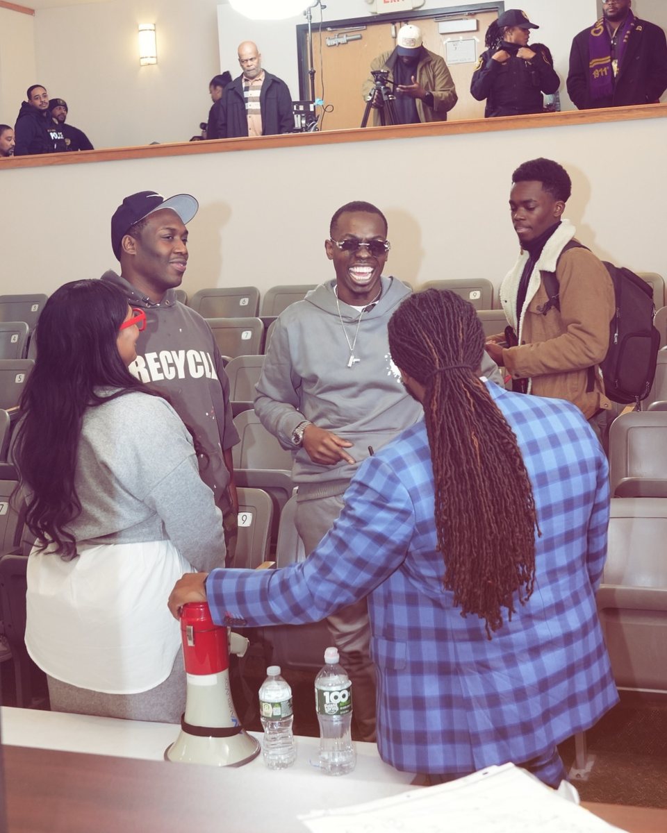 Bobby Shmurda with students